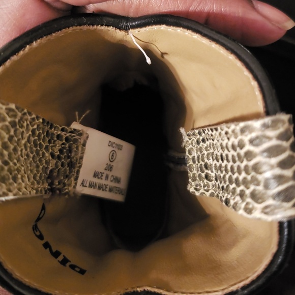 Boots - Picture 3 of 3